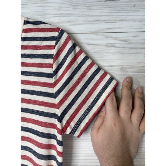 Lucky Brand Shirt Womens Medium Red Blue Stripe V-Neck Short Sleeve Soft Casual - Picture 3 of 10